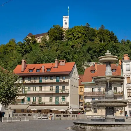 Apartment Comfy Two Bedroom Ljubljana